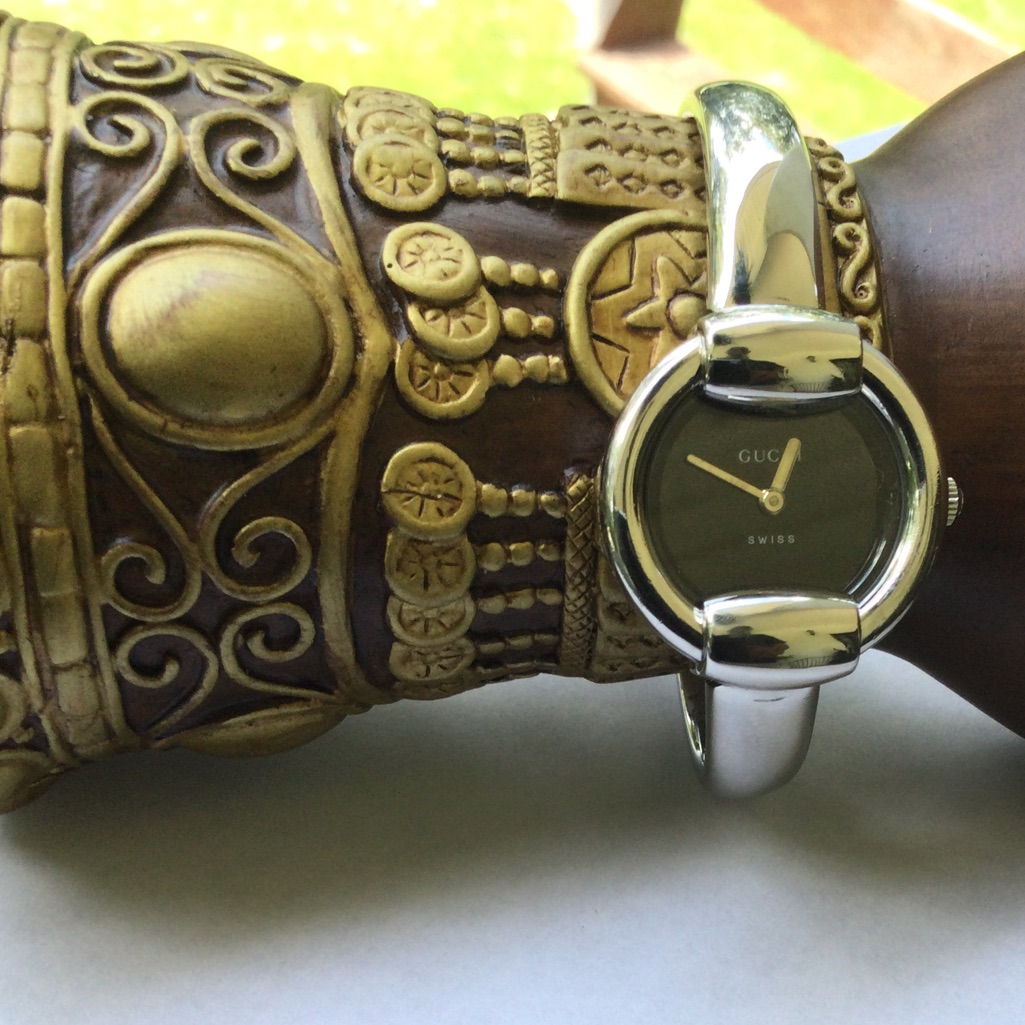 Gucci Black Dial Women,S Watch
